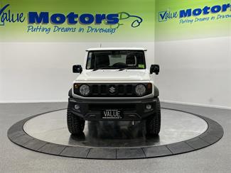 2023 Suzuki JIMNY - Thumbnail