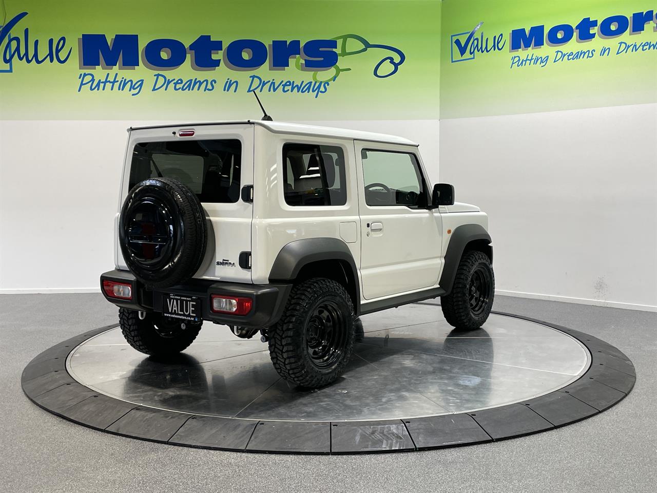 2023 Suzuki JIMNY