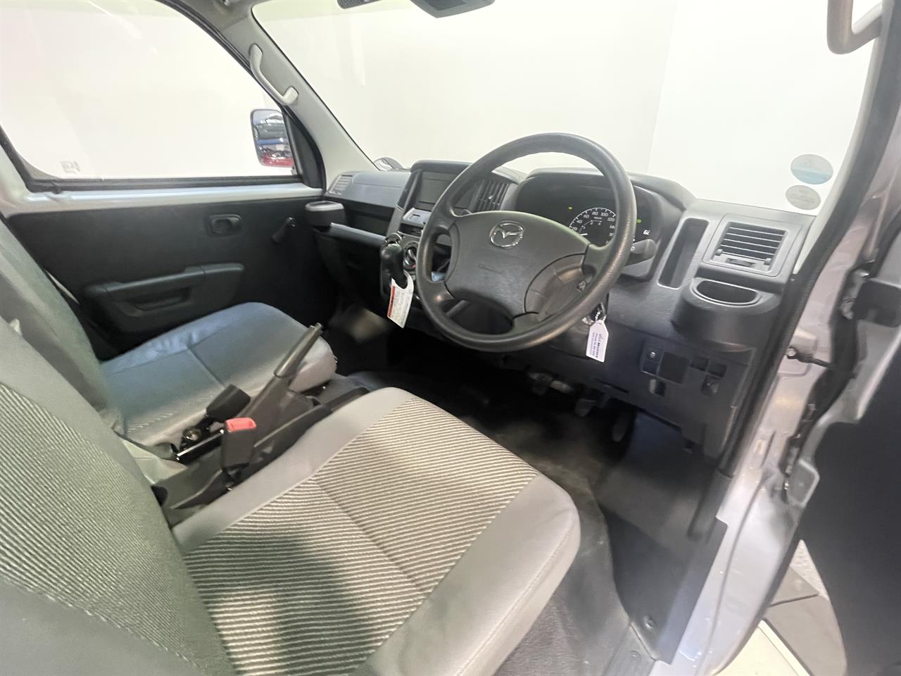 2021 Mazda BONGO