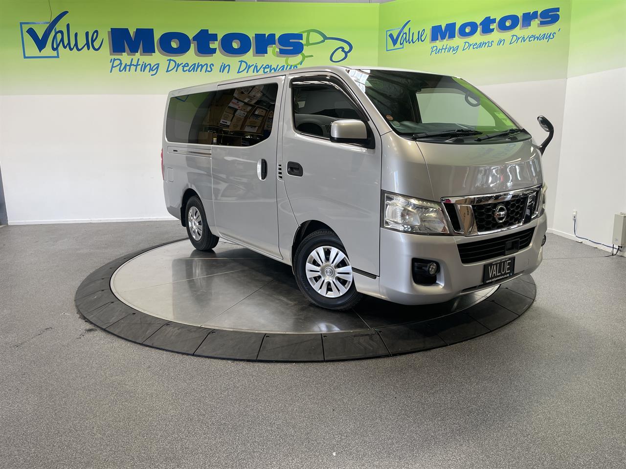 2017 Nissan NV350