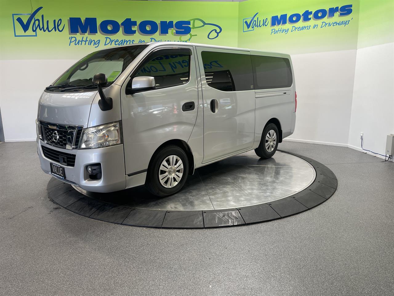 2017 Nissan NV350