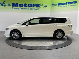 2012 Honda odyssey - Thumbnail