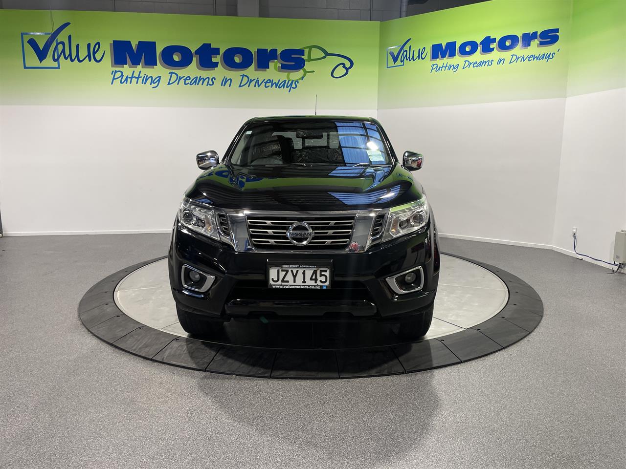 2016 Nissan NAVARA