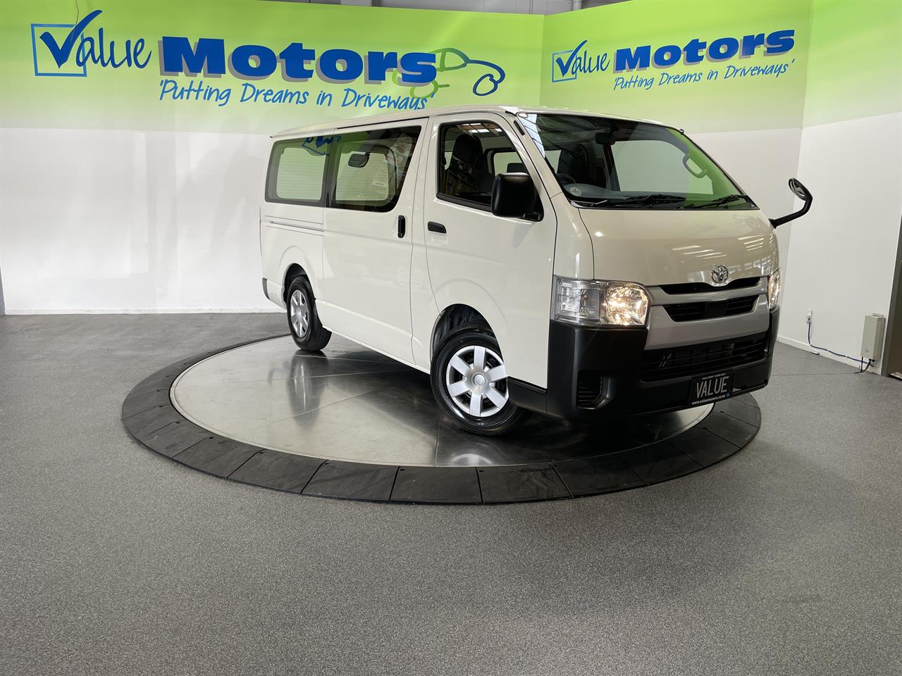 2023 Toyota hiace