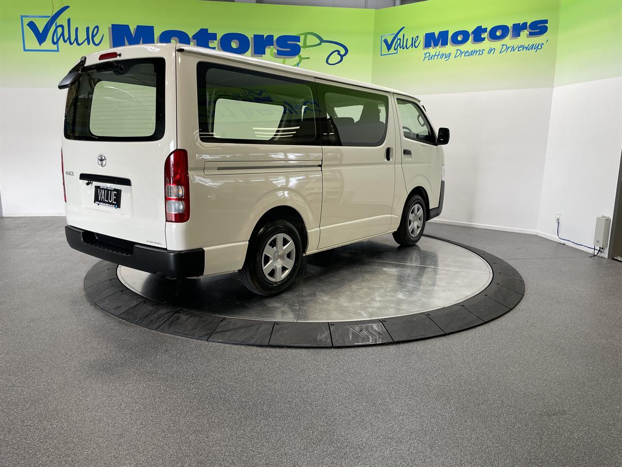 2023 Toyota hiace