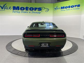 2021 Dodge CHALLENGER - Thumbnail