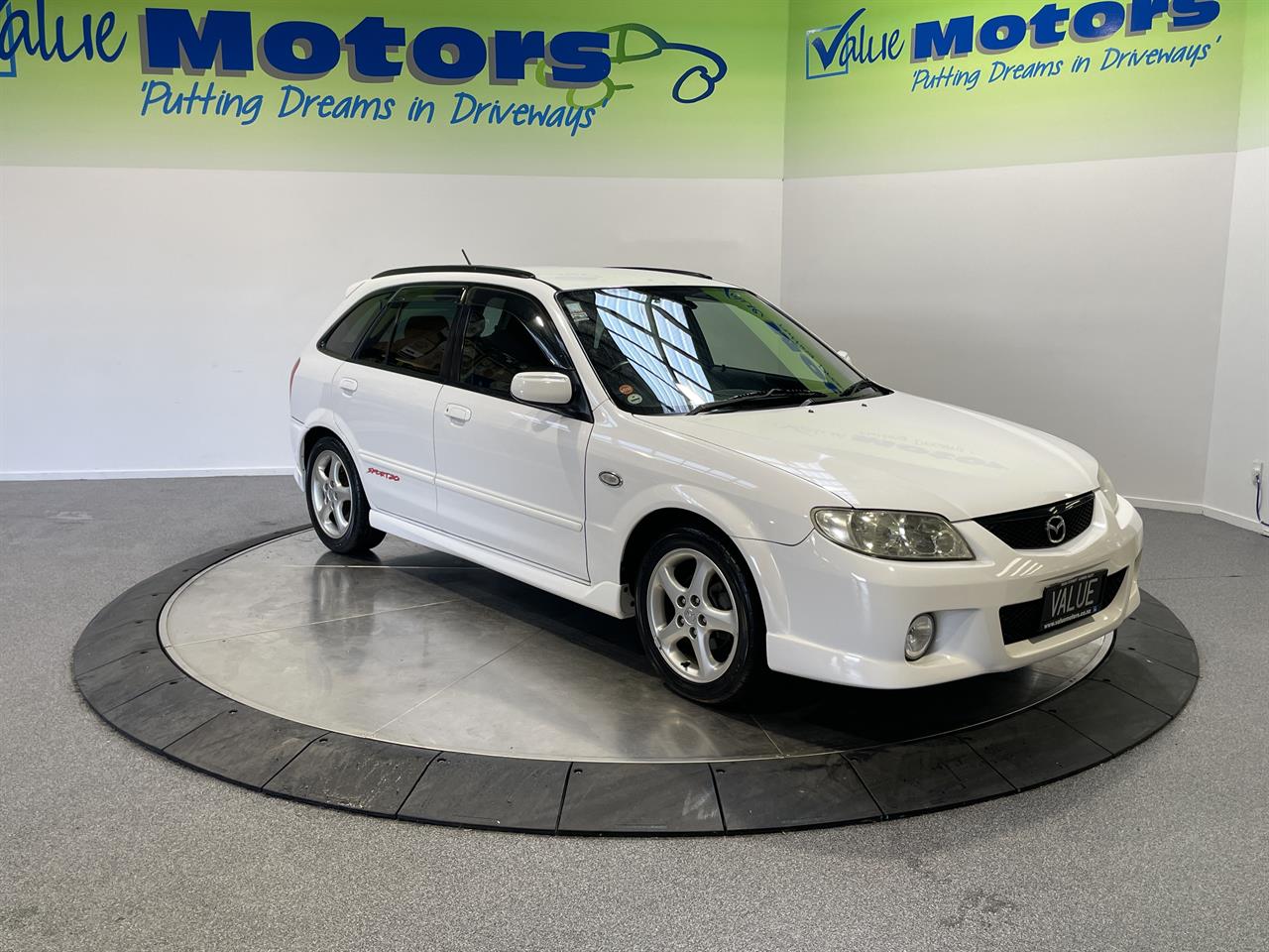 2002 Mazda familia