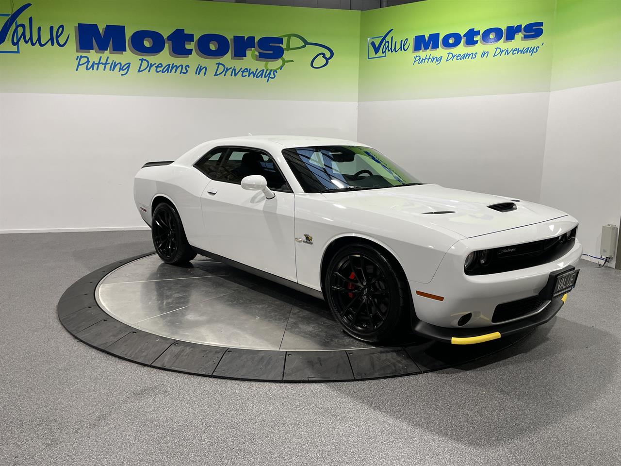 2021 Dodge CHALLENGER