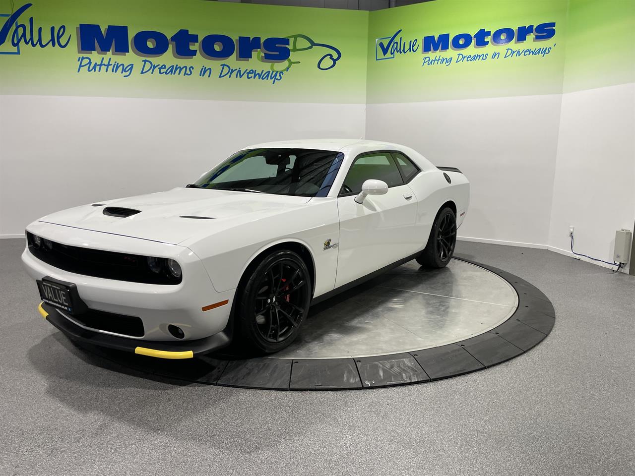 2021 Dodge CHALLENGER