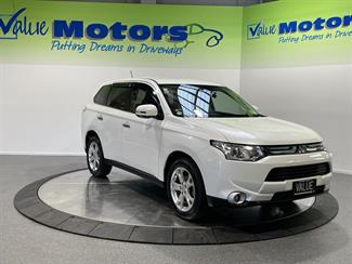 2014 Mitsubishi OUTLANDER - Thumbnail