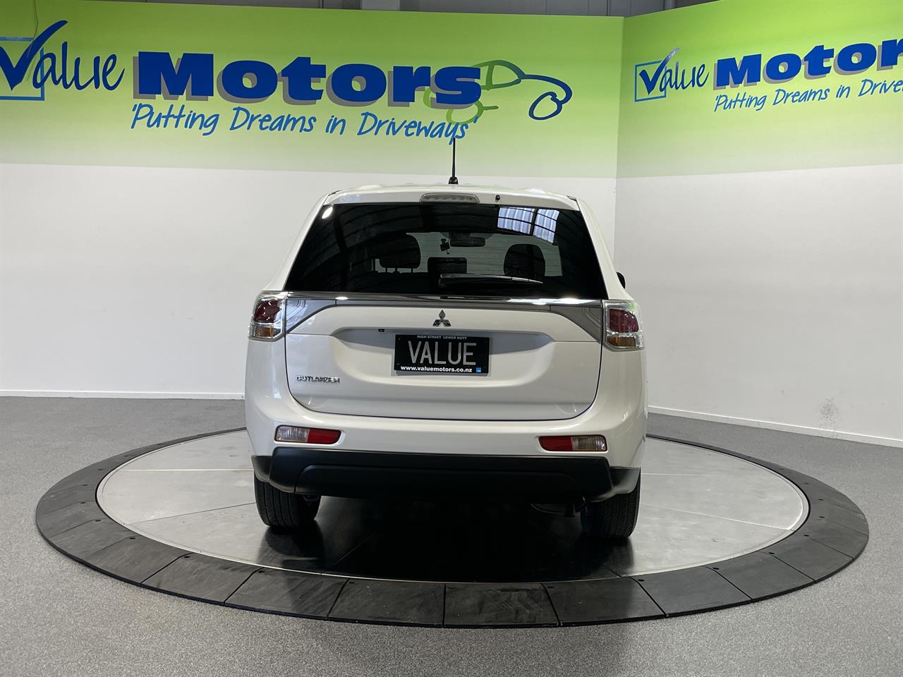 2014 Mitsubishi OUTLANDER