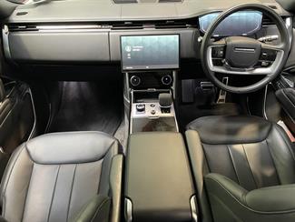 2022 Land Rover Range Rover - Thumbnail