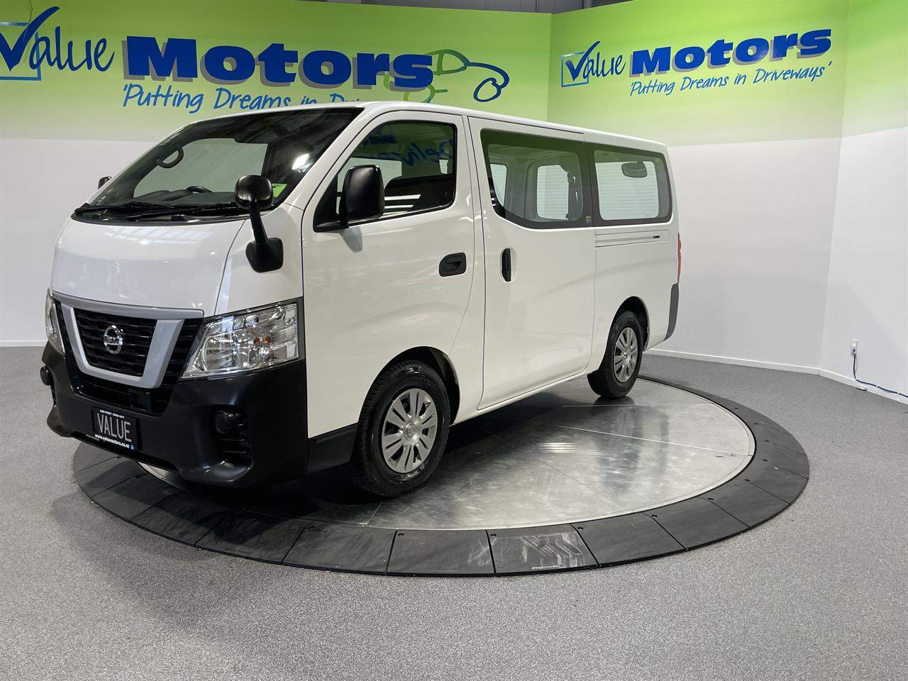 2018 Nissan NV350