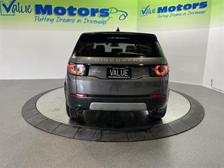 2016 Land Rover Discovery Sport - Thumbnail