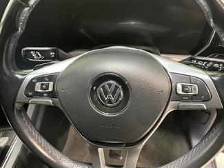 2018 Volkswagen TOUAREG - Thumbnail