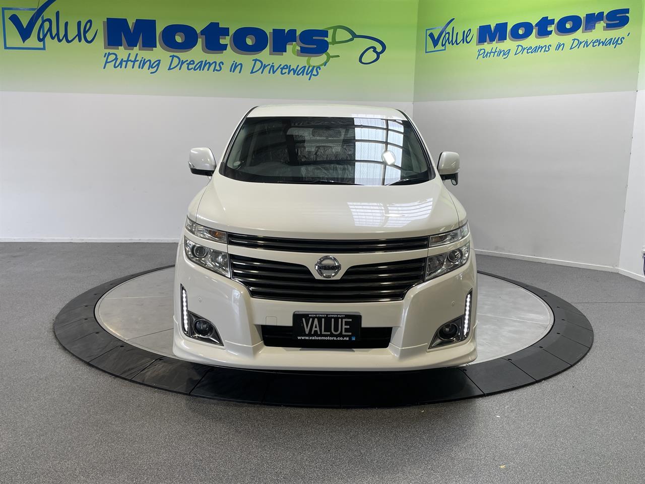 2012 Nissan elgrand