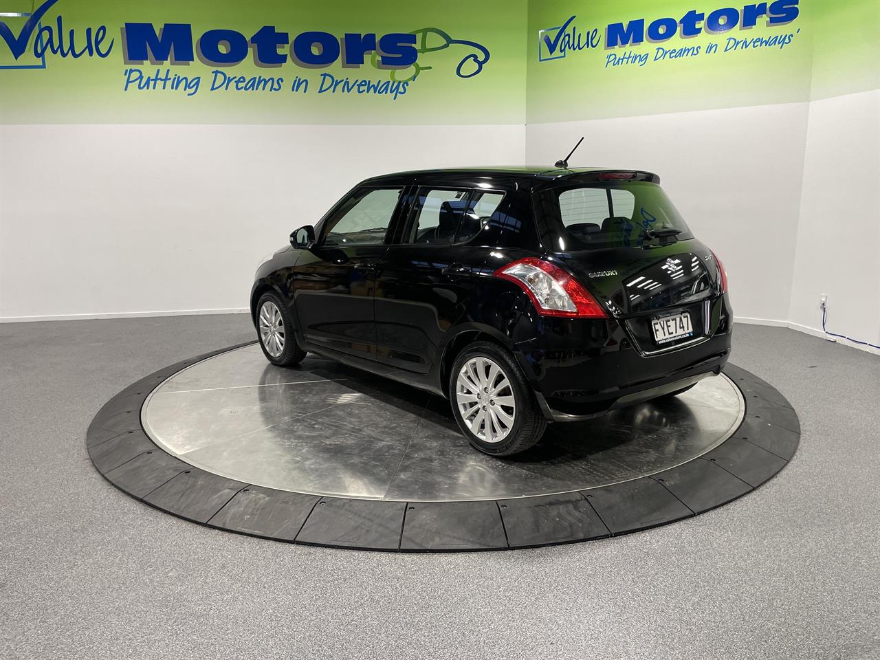 2011 Suzuki swift