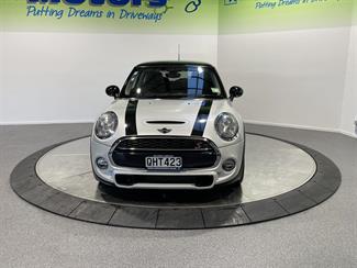 2015 Mini Cooper - Thumbnail