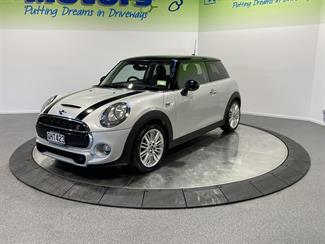 2015 Mini Cooper - Thumbnail