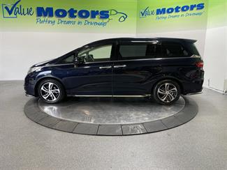 2014 Honda odyssey - Thumbnail