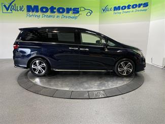 2014 Honda odyssey - Thumbnail