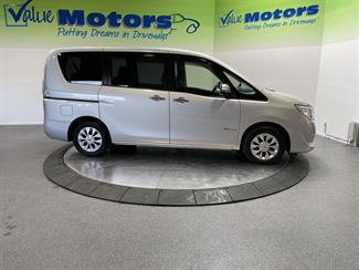 2014 Nissan SERENA - Thumbnail