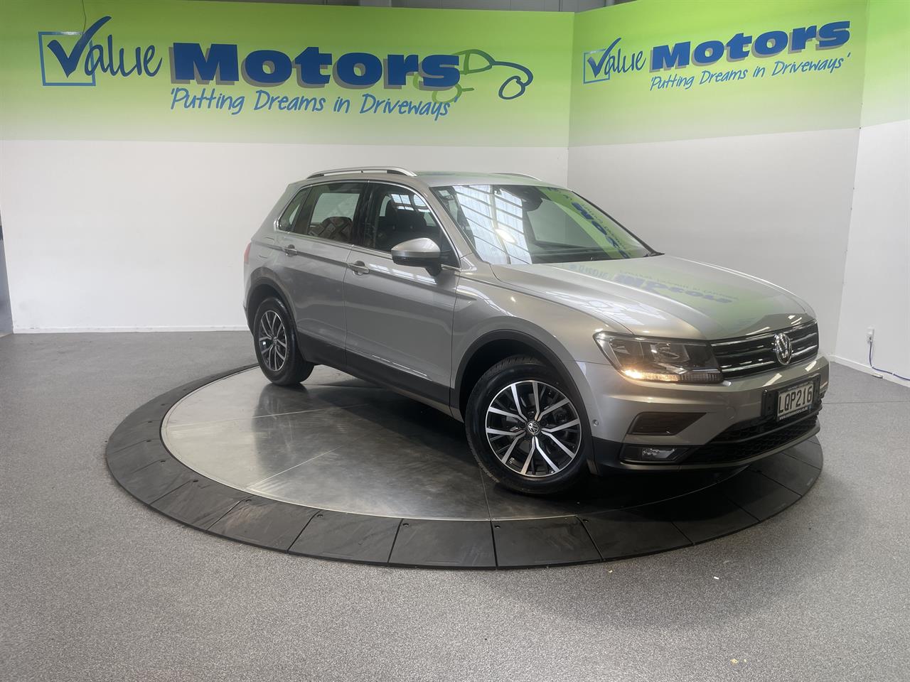 2018 Volkswagen TIGUAN