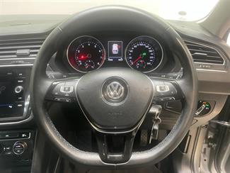 2018 Volkswagen TIGUAN - Thumbnail