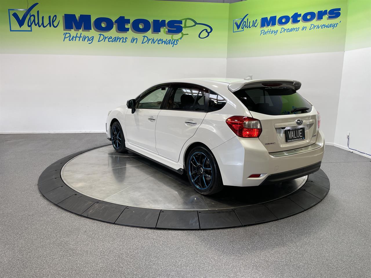 2014 Subaru IMPREZA