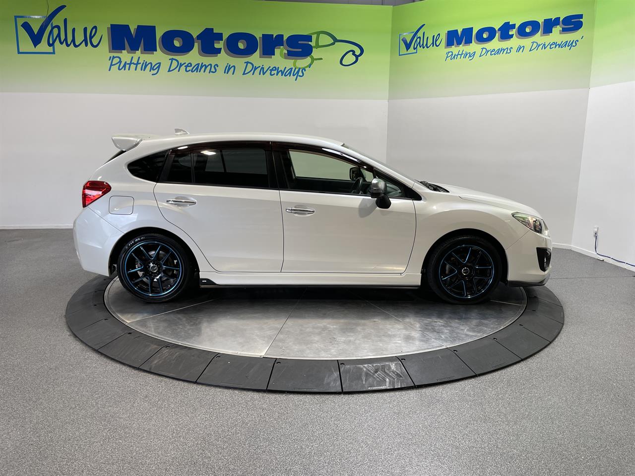 2014 Subaru IMPREZA