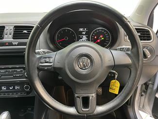 2013 Volkswagen POLO - Thumbnail