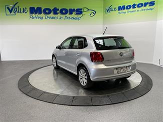 2013 Volkswagen POLO - Thumbnail