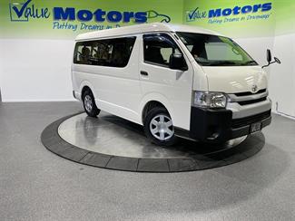 2014 Toyota Hiace - Thumbnail