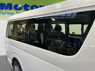 2014 Toyota Hiace - Thumbnail