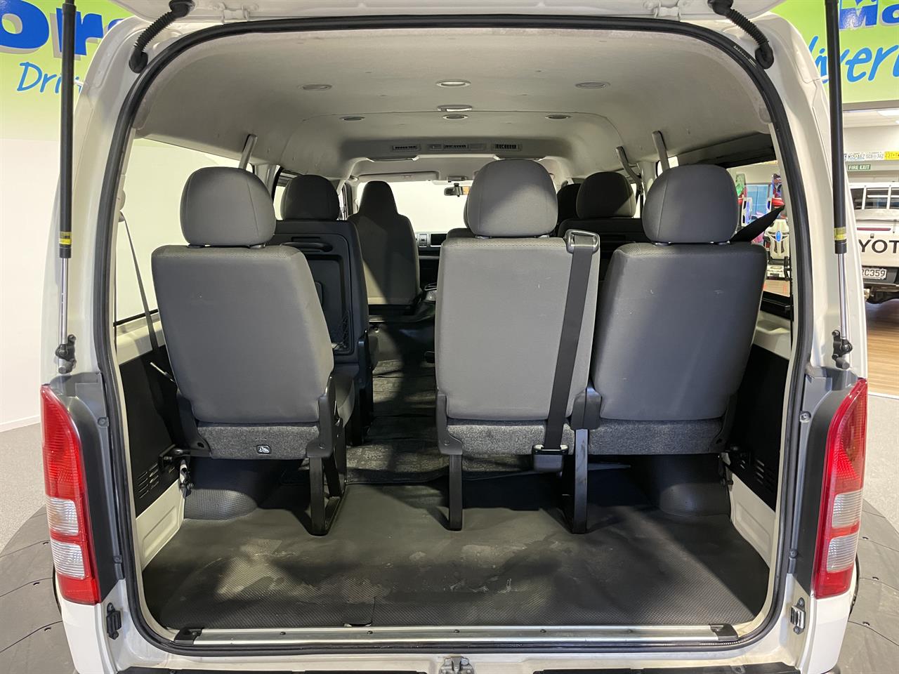 2014 Toyota Hiace