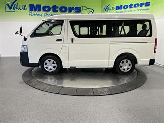 2014 Toyota Hiace - Thumbnail