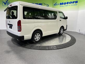 2014 Toyota Hiace - Thumbnail