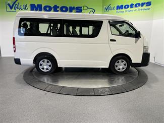 2014 Toyota Hiace - Thumbnail