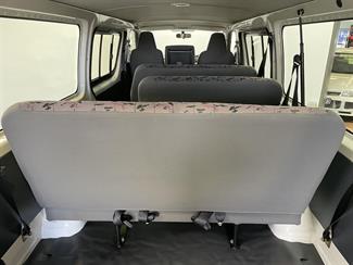 2012 Toyota HIACE - Thumbnail