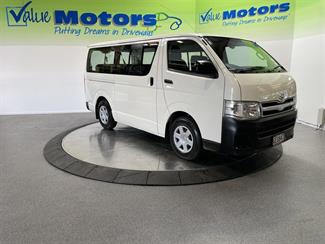 2012 Toyota HIACE - Thumbnail