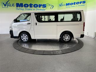 2012 Toyota HIACE - Thumbnail