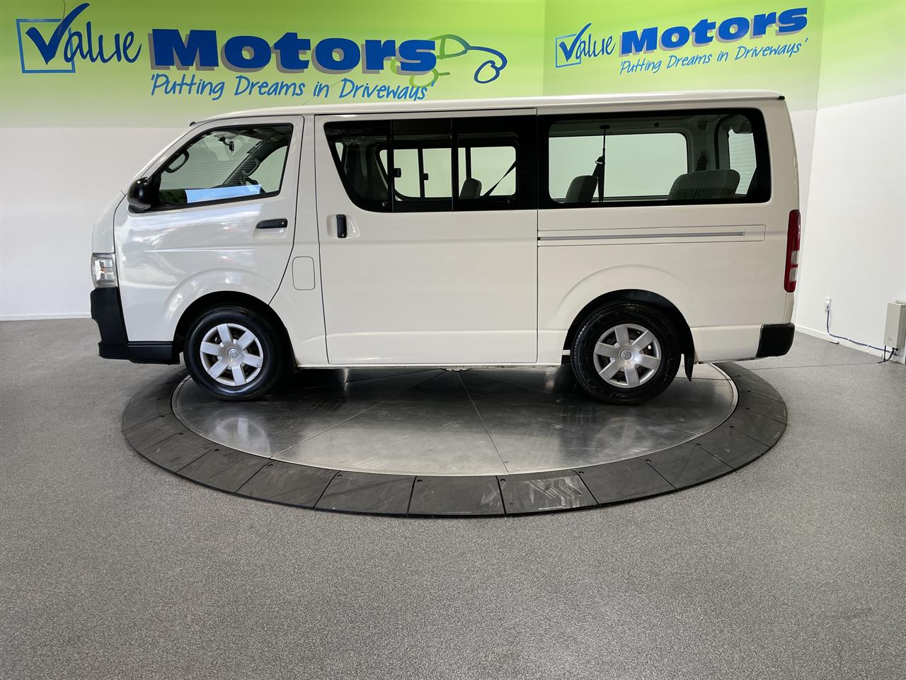 2012 Toyota HIACE