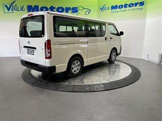 2012 Toyota HIACE - Thumbnail