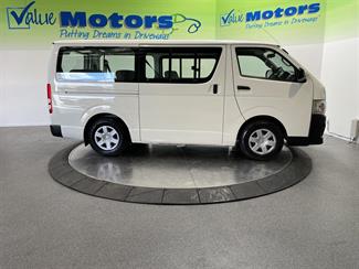 2012 Toyota HIACE - Thumbnail