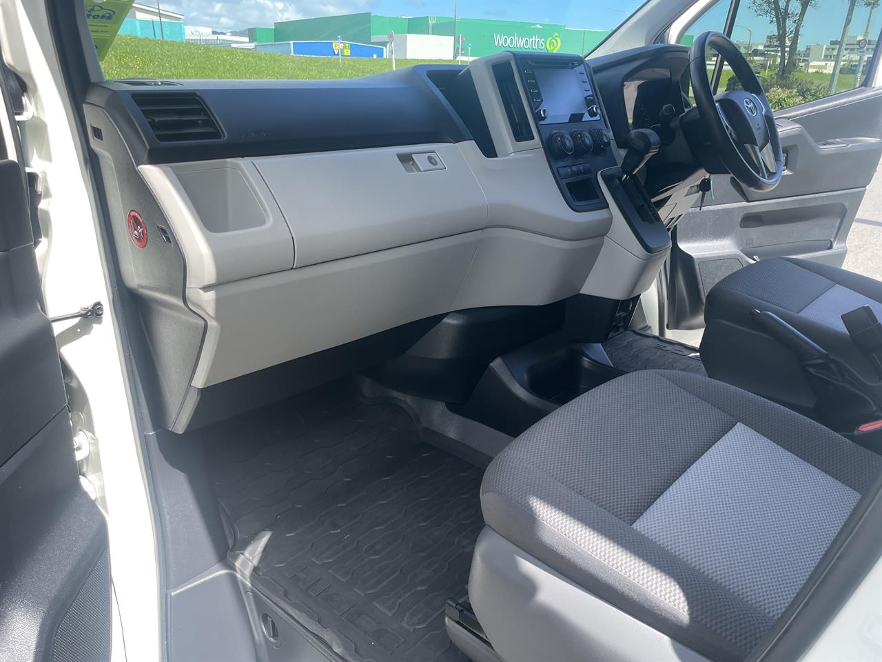 2019 Toyota HIACE