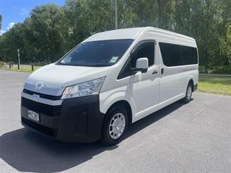 2019 Toyota HIACE - Thumbnail