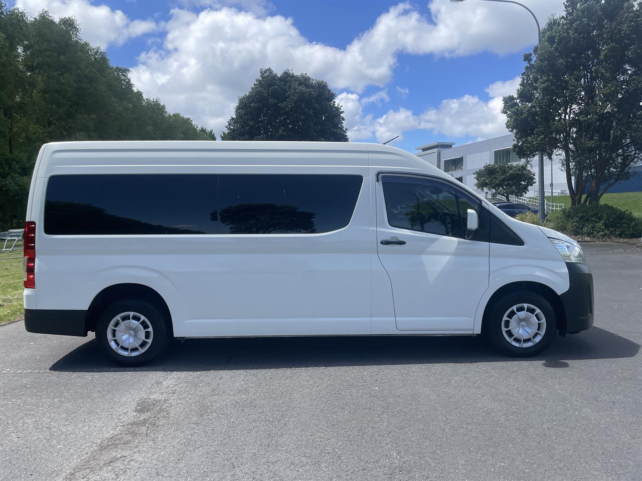 2019 Toyota HIACE