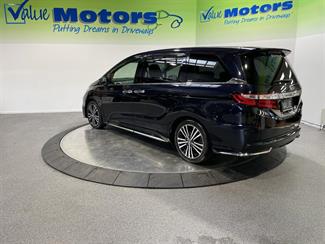 2013 Honda odyssey - Thumbnail