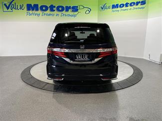 2013 Honda odyssey - Thumbnail