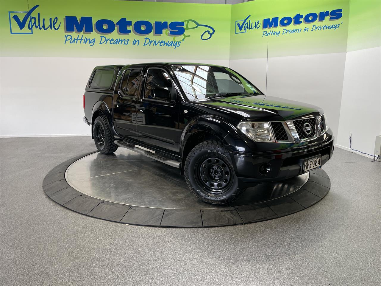 2014 Nissan NAVARA